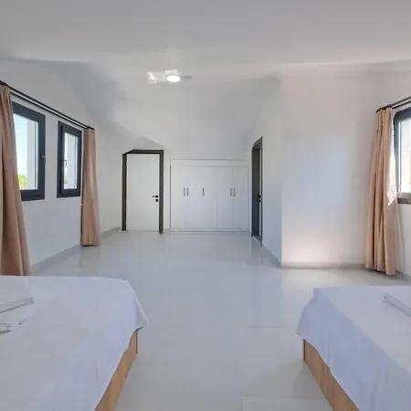 Villa With Jacuzzi For Honeymoon And Vacation Block E Fethiye